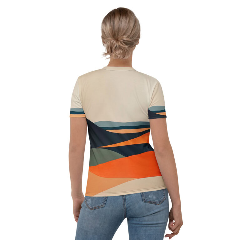 Savanna Lioness | Women's T-Shirt - Image 2